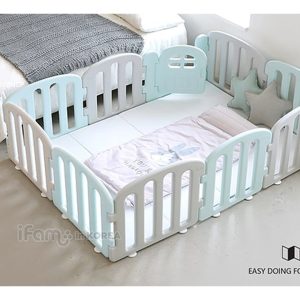 iFam 簡約風圍欄 First Baby Room + Playmat (9+1) 10塊圍欄連地墊組合 (200X140cm地墊)