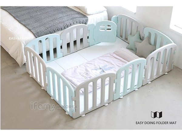 iFam 簡約風圍欄 First Baby Room + Playmat (9+1) 10塊圍欄連地墊組合 (200X140cm地墊)